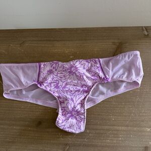 Victoria's Secret PINK Extra Low Rise Cheekster Purple Size Medium